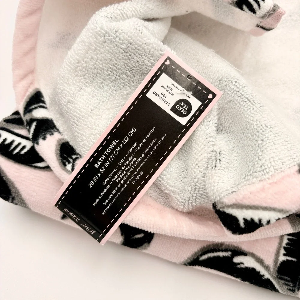 Betsey Johnson Pink Black White Bow Ribbon Print Cotton Bath Towels Set of 2